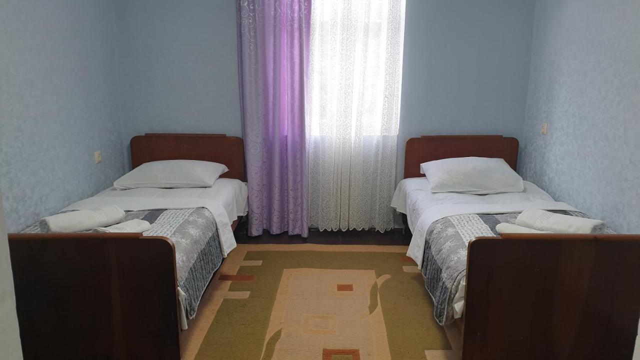 Guest House Okropilauri Shuakhevi Ngoại thất bức ảnh